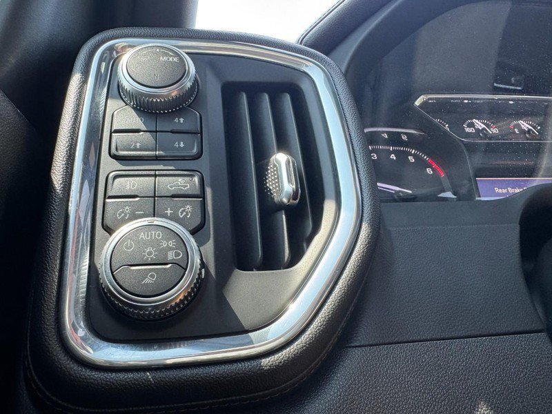 Used 2020 GMC Sierra 1500 AT4 w/ Off-Road Performance Package AWD/4WD image 22