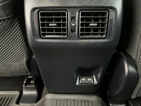 Used 2024 Toyota 4Runner TRD Off-Road AWD/4WD image 22