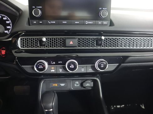 Used 2023 Honda Civic LX image 43