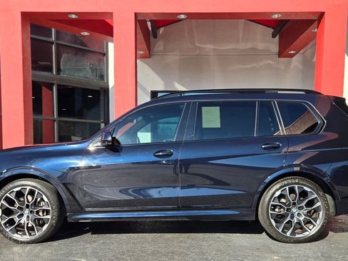 Used 2023 BMW X7 xDrive40i w/ M Sport Package image 4