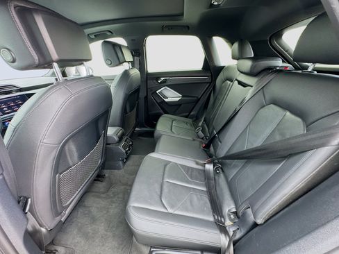 Used 2021 Audi Q3 2.0T Premium w/ Convenience Package image 16