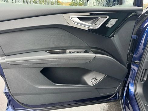 Used 2023 Audi Q4 e-tron Premium Plus image 40