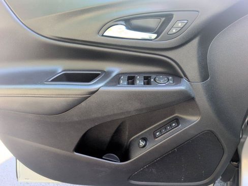 Used 2021 Chevrolet Equinox Premier w/ Redline Edition FWD image 18