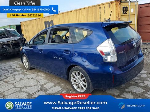 Used 2012 Toyota Prius V Five FWD image 3