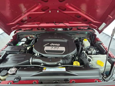 Used 2012 Jeep Wrangler Sport AWD/4WD image 23