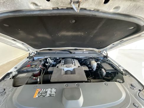 Used 2020 Cadillac Escalade ESV Platinum image 27