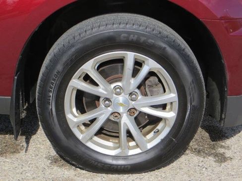 Used 2017 Chevrolet Equinox LT w/ Convenience Package image 13