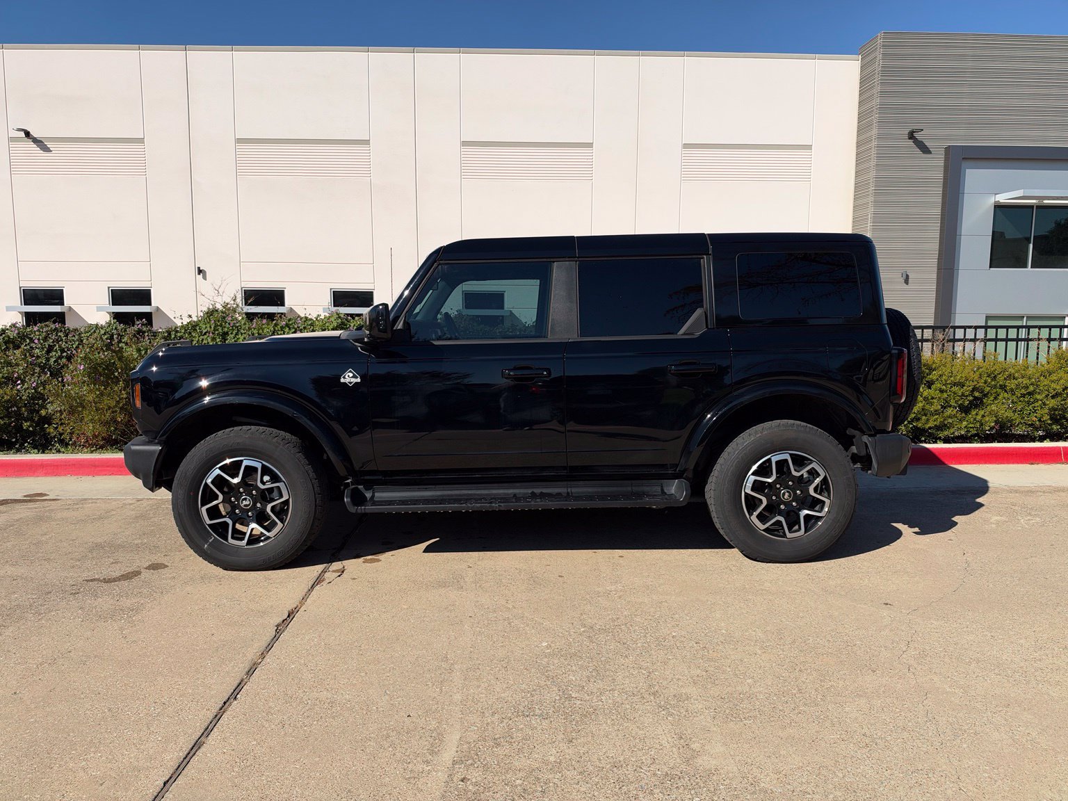 Used 2021 Ford Bronco Sport Outer Banks AWD/4WD image 5