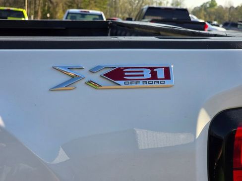 Used 2020 GMC Sierra 2500 4x4 Crew Cab w/ Gooseneck/5TH Wheel Package image 8