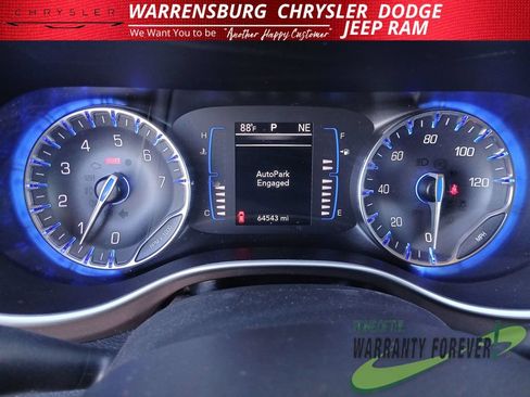 Used 2023 Chrysler Voyager LX FWD image 17