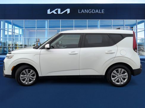 Used 2022 Kia Soul LX image 10