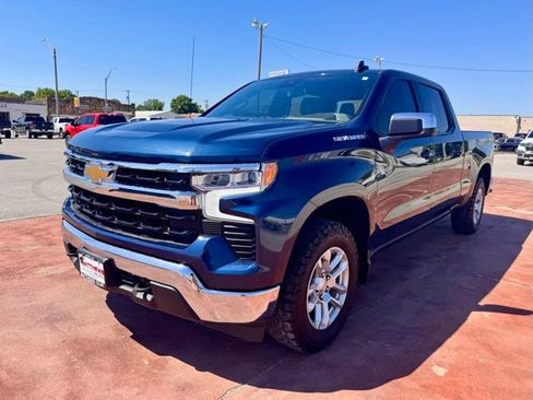 Used 2023 Chevrolet Silverado 1500 LT w/ Max Trailering Package AWD/4WD image 1