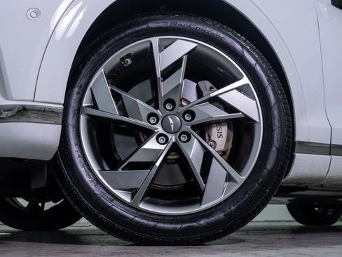 Used 2024 Genesis Electrified GV70 AWD/4WD image 6