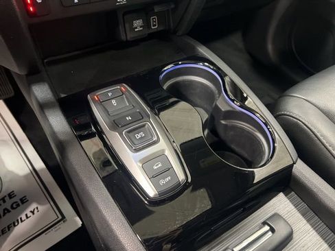 Used 2019 Honda Pilot Touring image 14