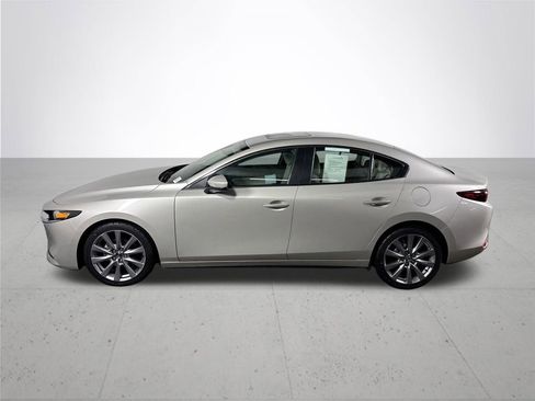 Used 2022 MAZDA MAZDA3 s FWD image 9