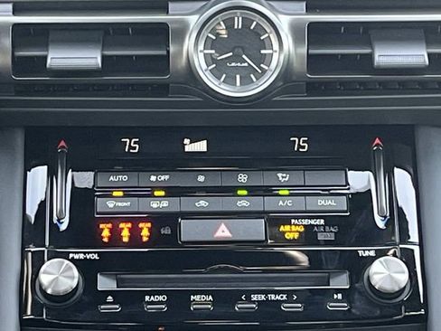 Used 2025 Lexus IS 350 F Sport image 17