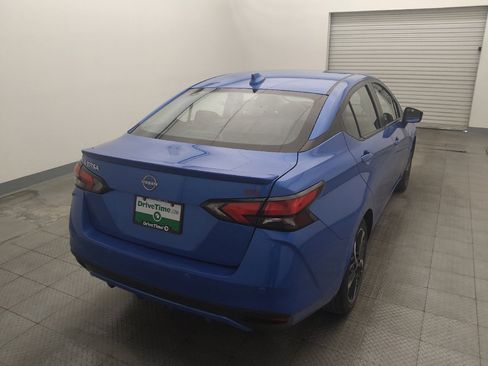 Used 2024 Nissan Versa SR FWD image 7