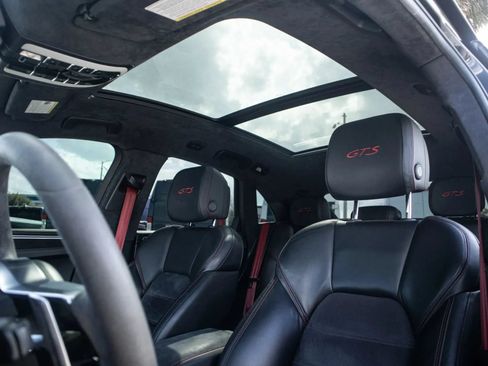 Used 2018 Porsche Macan GTS AWD/4WD image 34