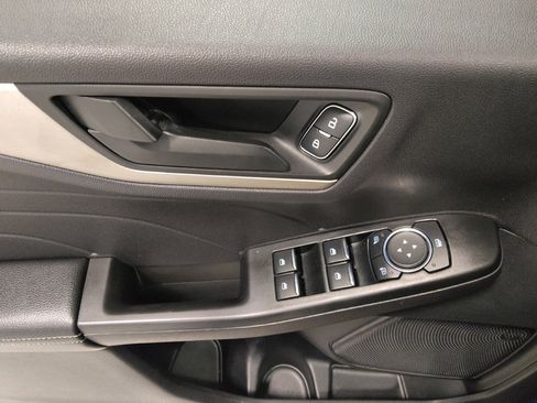 Used 2022 Ford Escape SE image 27