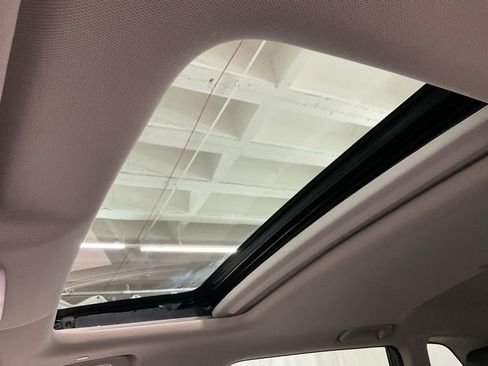 Used 2025 Honda CR-V EX-L image 19