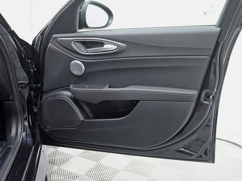 Used 2024 Alfa Romeo Giulia Quadrifoglio w/ Active Assist Plus Package image 33