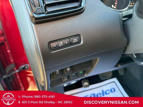 Certified 2021 Nissan Rogue Sport S image 16