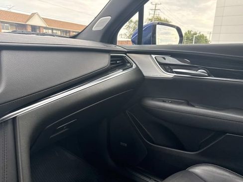 Certified 2024 Cadillac XT5 Premium Luxury AWD/4WD image 48