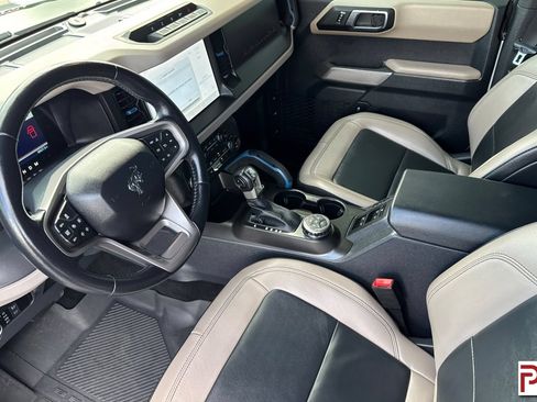 Used 2022 Ford Bronco Wildtrak AWD/4WD image 10