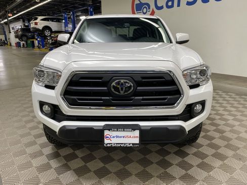 Used 2019 Toyota Tacoma 4x4 Double Cab image 4