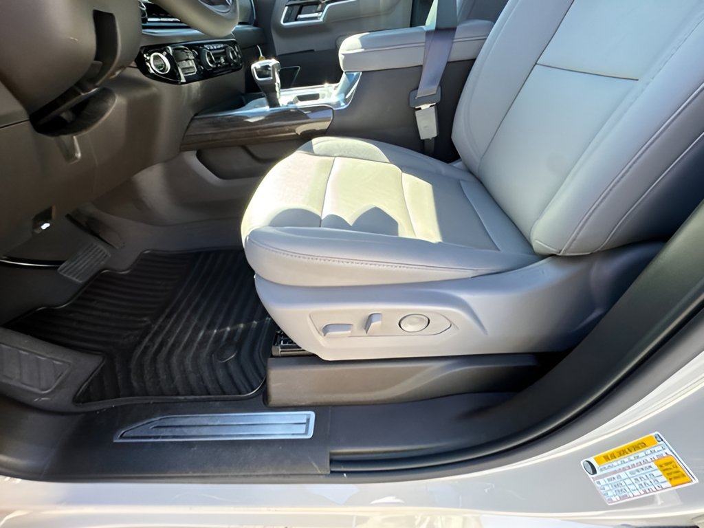 New 2026 Chevrolet Silverado 1500 RST w/ All Star Edition Plus AWD/4WD image 12