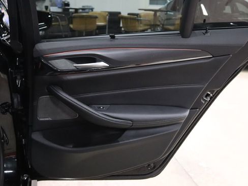 Used 2021 BMW M5 w/ Executive Package image 18