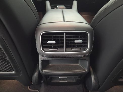 Used 2024 Mercedes-Benz GLE 53 AMG 4MATIC image 26