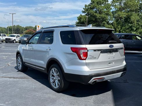 Used 2016 Ford Explorer Limited AWD/4WD image 3