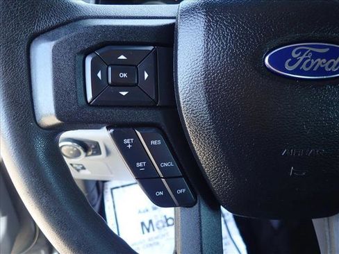 Used 2016 Ford F150 XLT AWD/4WD image 12