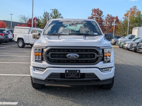 Certified 2022 Ford F150 XLT w/ Equipment Group 302A High image 8