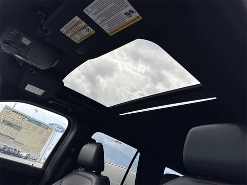 New 2024 Ford Expedition Limited image 34