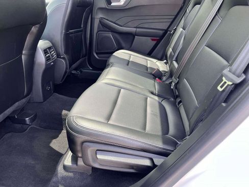 Certified 2022 Ford Escape SEL AWD/4WD image 18
