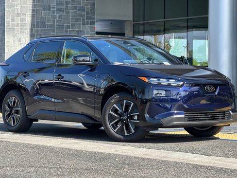 New 2026 Subaru Solterra AWD/4WD image 2