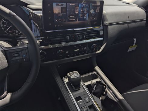 New 2026 Nissan Pathfinder SV FWD image 10
