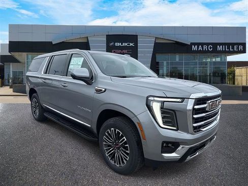 Used 2026 GMC Yukon XL Elevation image 1