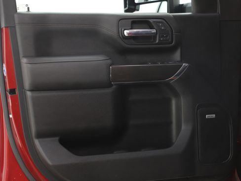 Used 2022 GMC Sierra 3500 AT4 w/ AT4 Preferred Package AWD/4WD image 22