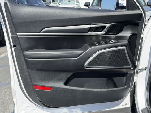 Certified 2022 Kia Telluride LX AWD/4WD image 13