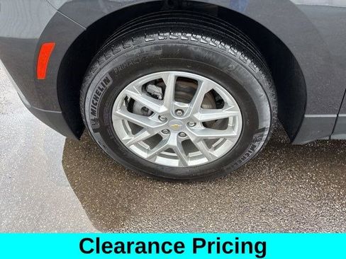 Used 2022 Chevrolet Equinox LT w/ Driver Convenience Package image 47