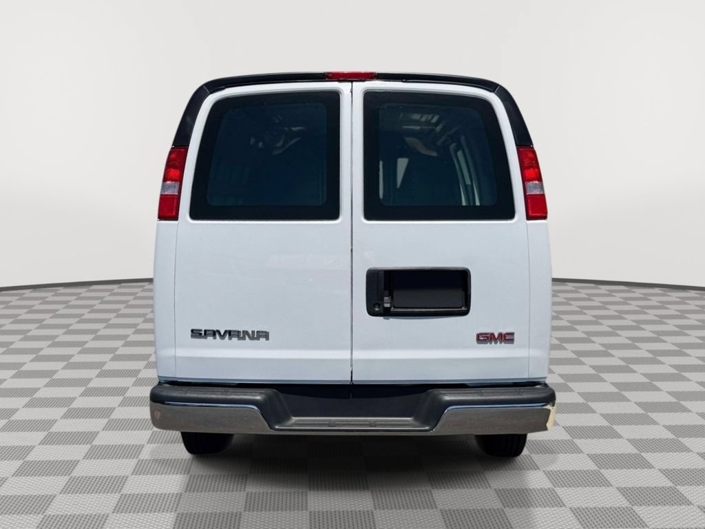 Used 2025 GMC Savana 2500 w/ Driver Convenience Package RWD image 7