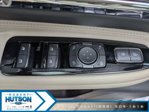 New 2025 Lincoln Corsair Grand Touring image 19