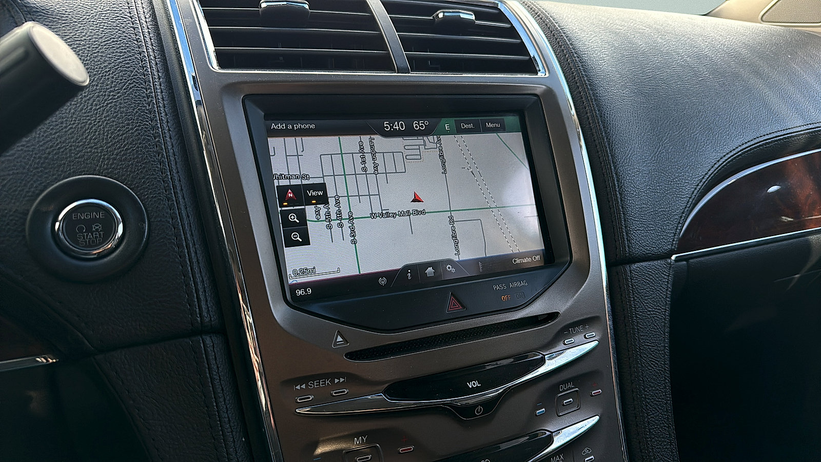 Used 2011 Lincoln MKX AWD w/ 102A Rapid Spec Order Code image 17