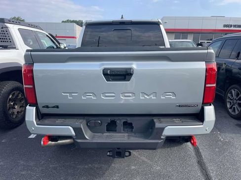 Used 2026 Toyota Tacoma TRD Off-Road w/ TRD Off Road Upgrade Package AWD/4WD image 13