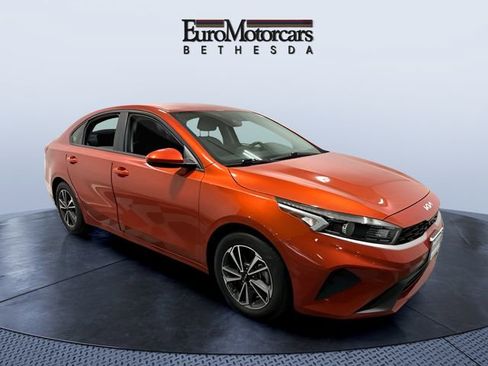 Used 2023 Kia Forte LXS FWD image 7