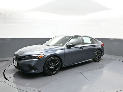 Used 2023 Honda Civic Sport image 10