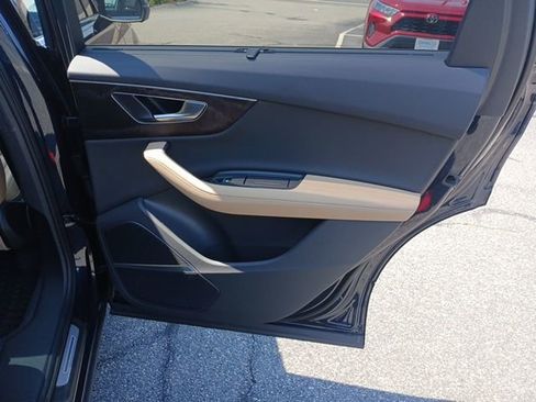 Used 2025 Audi Q7 2.0T Premium Plus w/ Premium Plus Package image 26